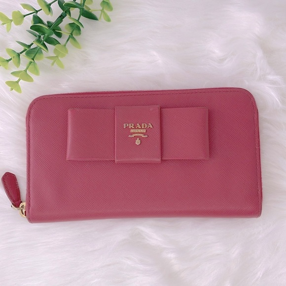 Prada Saffiano Bow Zippy Wallet - Picture 1 of 16